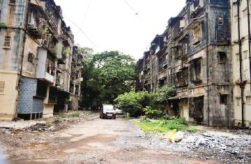Mumbai: Maharashtra govt nods to sign sale agreement with BDD Chawl tenants