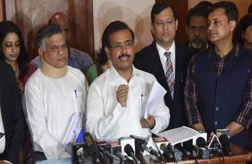 Maharashtra prepares for the third wave: To appoint 1200 doctors by September states Rajesh Tope