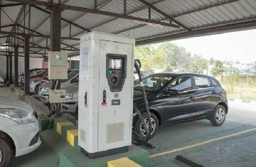 Mumbai: BMC starts EV stations in Dadar with 72 vehicles charging capacity a day