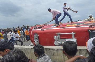 Rift in MVA? Shiv Sena skipped Congress-NCP rally