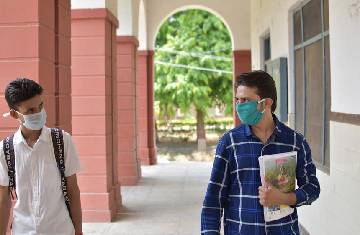 Maharashtra Colleges to reopen from October 20, fully vaccinated students to be allowed