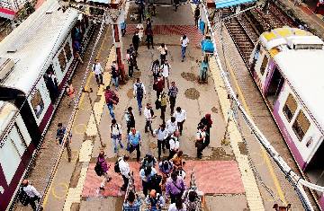 Low ridership in local trains for the fifth consecutive day in Mumbai