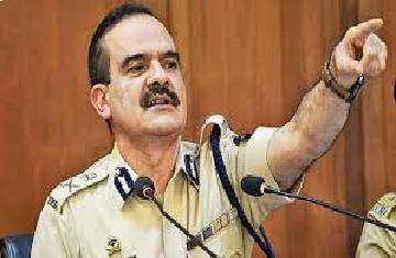 Pressure heaped on Former Mumbai Police Commissioner Param Bir Singh for extortion