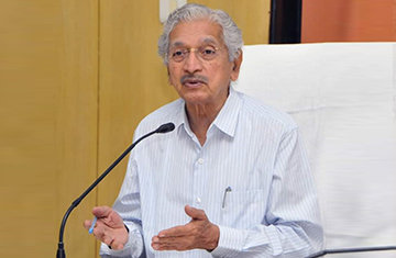 Subhash Desai, Maharashtra Industries Minister: Women must learn from experience, men shouldn’t interfere